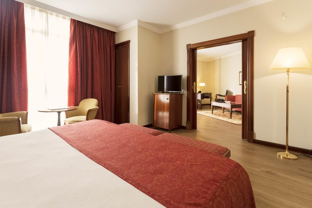 Gran Hotel De Ferrol Exterior photo